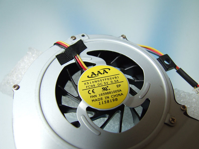 Toshiba Satellite L700 L740 L745 notebook ventilátor (CPU fan)
