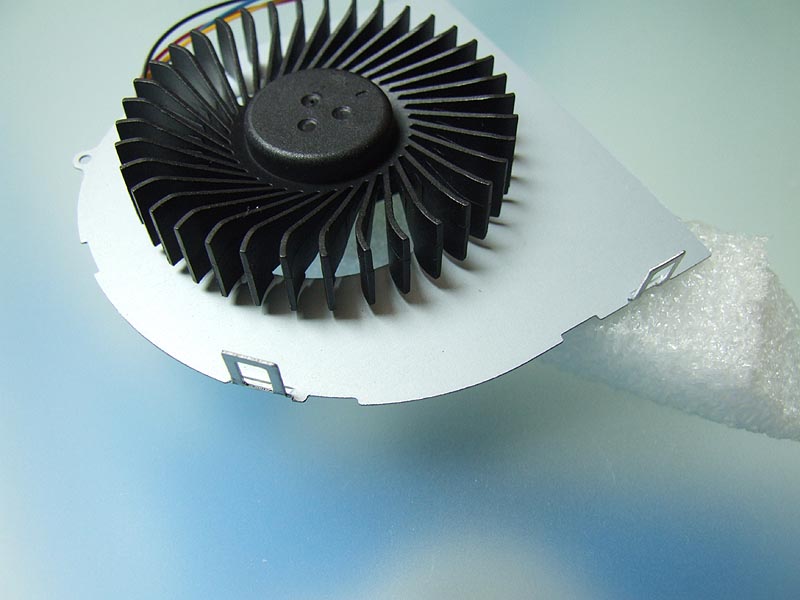 IBM Lenovo IdeaPad Y480 Y480A Y480M Y480N Y480P notebook ventilátor (CPU fan)