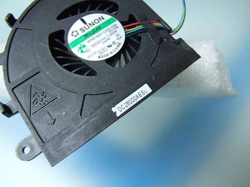 9HTYD DELL Latitude E5530 notebook ventilátor (CPU fan)