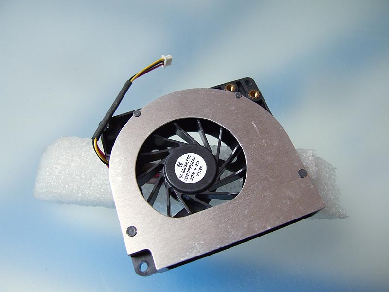 Toshiba Satellite P100 P105 notebook ventilátor (CPU fan)