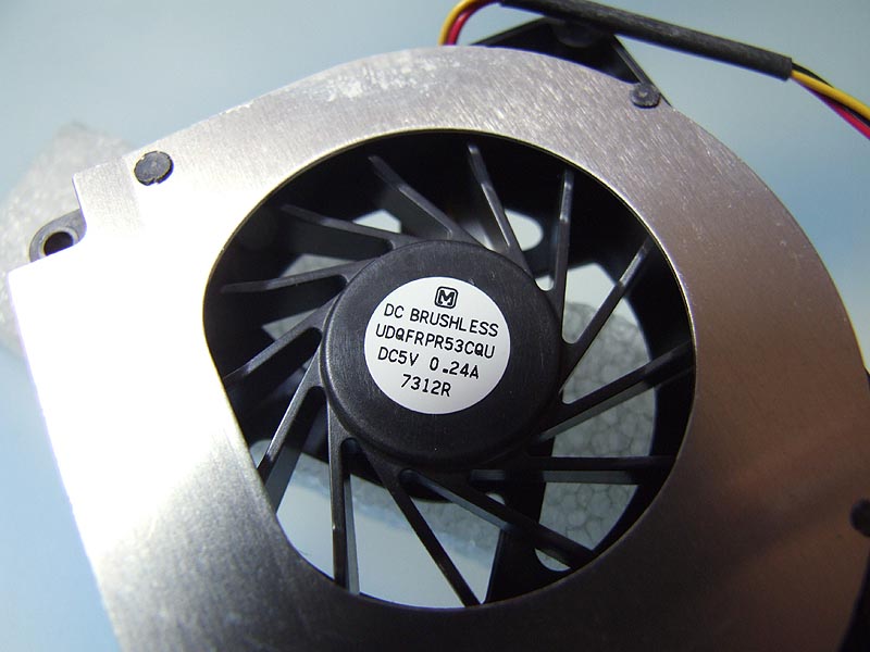 Toshiba Satellite P100 P105 notebook ventilátor (CPU fan)