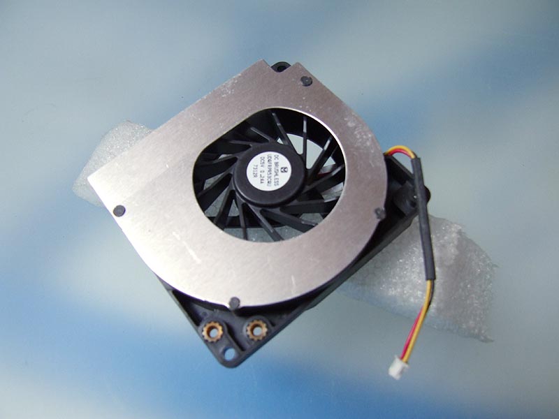 Toshiba Satellite P100 P105 notebook ventilátor (CPU fan)
