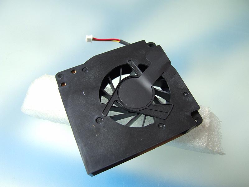 Toshiba Satellite P100 P105 notebook ventilátor (CPU fan)