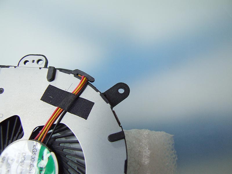 IBM Lenovo IdeaPad S300 S310 S400 S400u S400T S405 S410 S415 S415T notebook ventilátor (CPU fan)