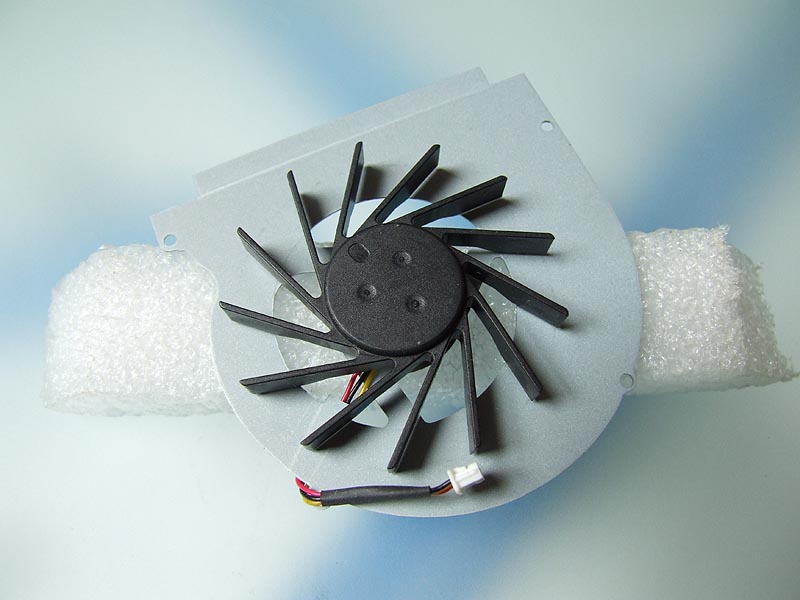 Toshiba Satellite M600 M640 M645 M650 P745 notebook ventilátor (CPU fan)