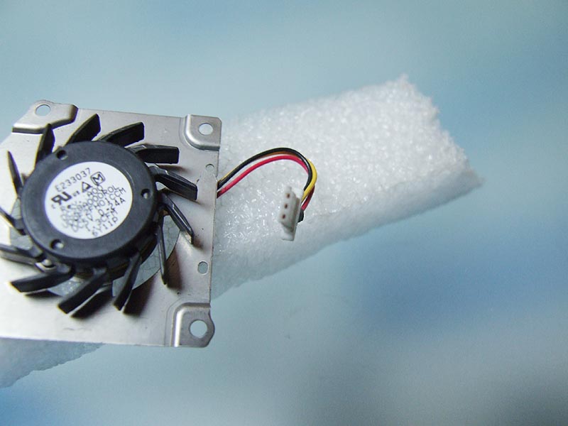 DELL Latitude D420 D430 notebook ventilátor (CPU fan)
