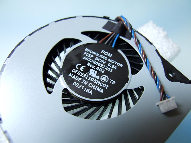 Toshiba Satellite Radius P55W-C P55W-C5200D P55W-C5200X P55W-C5208X P55W-C5314 notebook ventilátor (CPU fan)