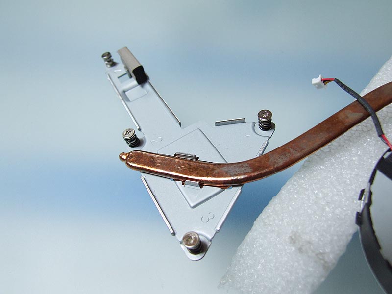 T0Y45 DELL Inspiron 3520 notebook ventilátor chladič (CPU fan, heatsink)