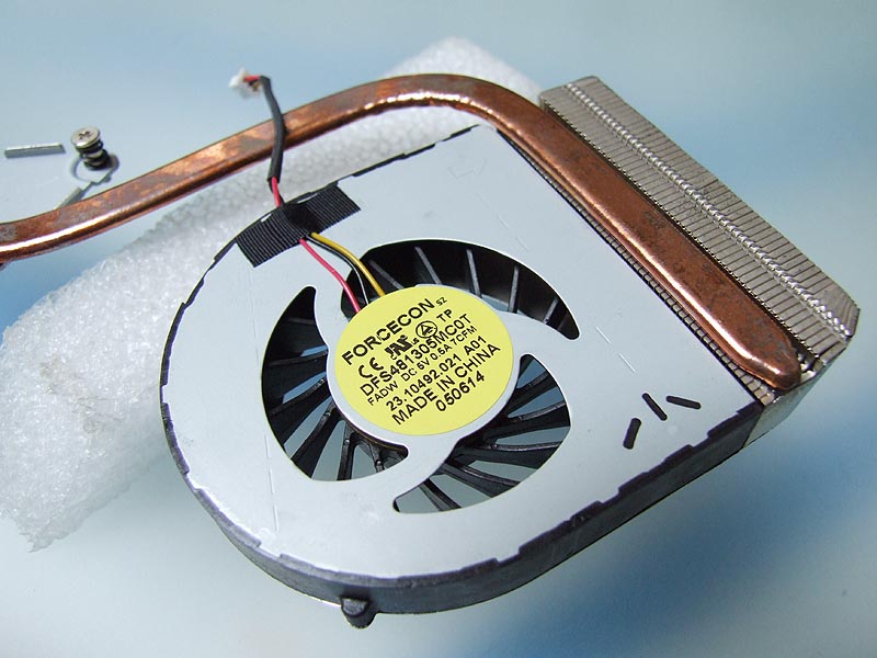 T0Y45 DELL Inspiron 3520 notebook ventilátor chladič (CPU fan, heatsink)