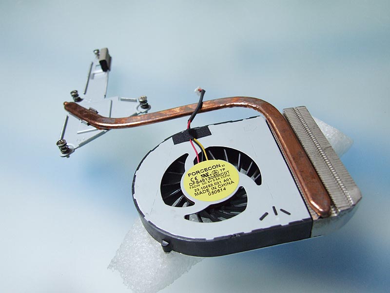 T0Y45 DELL Inspiron 3520 notebook ventilátor chladič (CPU fan, heatsink)