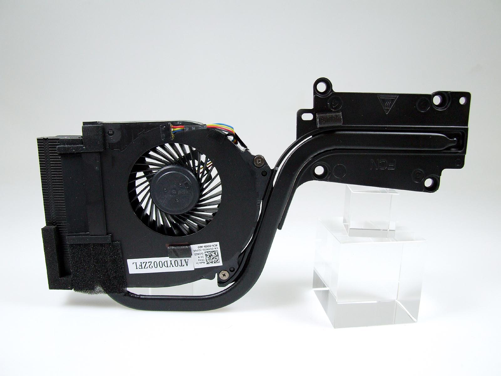 V0NGD DELL Precision M2800 notebook ventilátor chladič (CPU fan, heatsink)