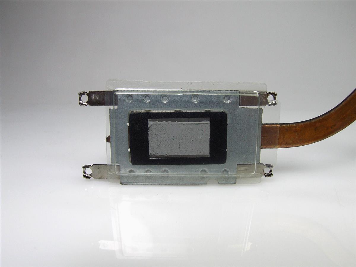 F8Y6W DELL Inspiron 3515 notebook chladič (CPU heatsink)